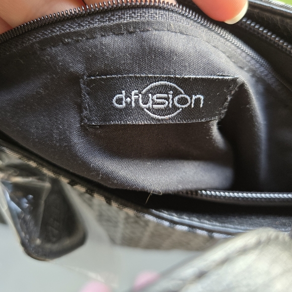 D-Fusion black purse - Picture 5 of 5